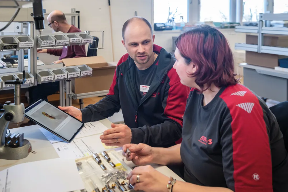 Arbeitsagoge s j 0658 komprimiert